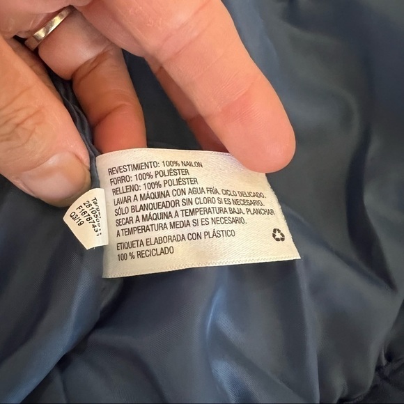 goodfellow & Co. dark blue puffer jacket long sleeves, small, water resistant. - Picture 11 of 15